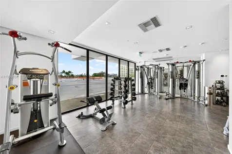 9 Island Avenue Miami Beach FL 33139