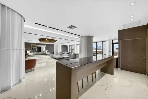 9 Island Avenue Miami Beach FL 33139
