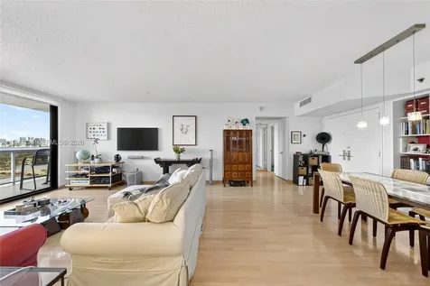 9 Island Avenue Miami Beach FL 33139