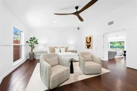 3001 Bayview Drive Fort Lauderdale FL 33306