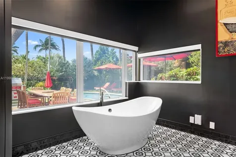 3001 Bayview Drive Fort Lauderdale FL 33306