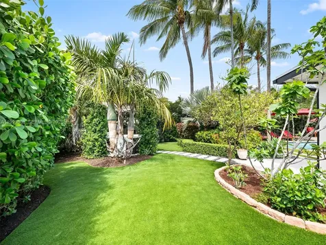 3001 Bayview Drive Fort Lauderdale FL 33306