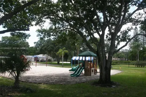 4698 NW 22nd Street Coconut Creek FL 33063