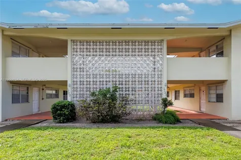 1722 Mayo Street Hollywood FL 33020