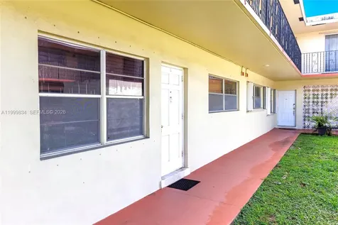 1722 Mayo Street Hollywood FL 33020