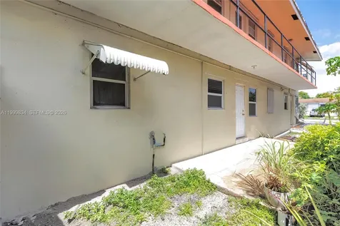 1722 Mayo Street Hollywood FL 33020