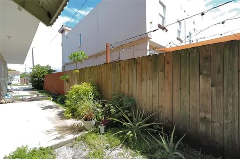 1722 Mayo Street Hollywood FL 33020