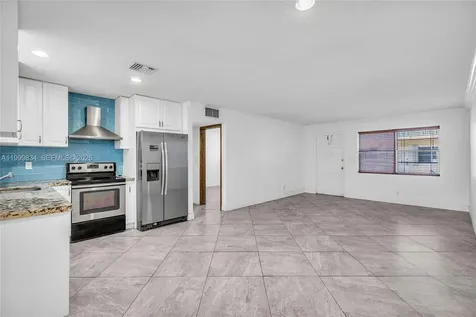1722 Mayo Street Hollywood FL 33020