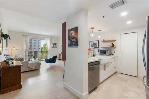2650 SW 37th Avenue Miami FL 33133