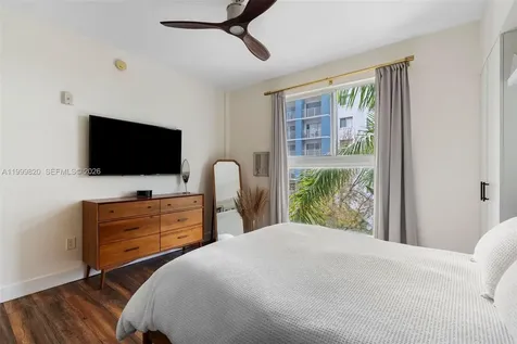 2650 SW 37th Avenue Miami FL 33133