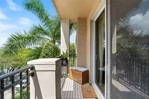 2650 SW 37th Avenue Miami FL 33133