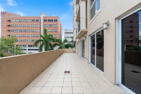 2650 SW 37th Avenue Miami FL 33133
