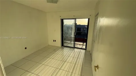 2319 W 60th Street Hialeah FL 33016