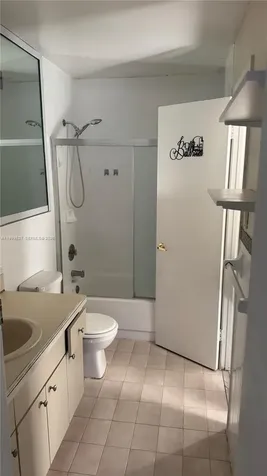 2319 W 60th Street Hialeah FL 33016