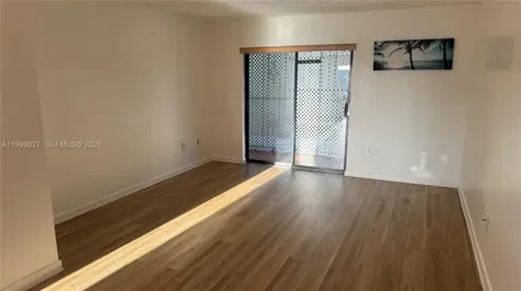 2319 W 60th Street Hialeah FL 33016