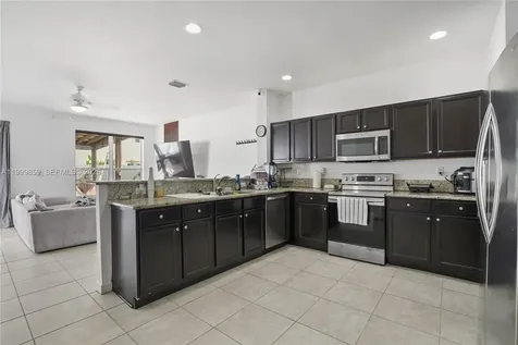 17081 SW 94th Way Miami FL 33196