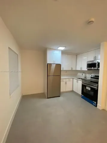 615 NE 3rd Street Hallandale Beach FL 33009