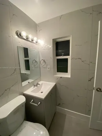 615 NE 3rd Street Hallandale Beach FL 33009