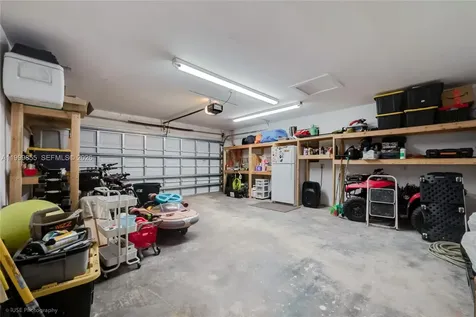 9975 SW 85th Street Miami FL 33173