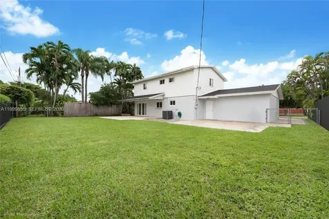 9975 SW 85th Street Miami FL 33173