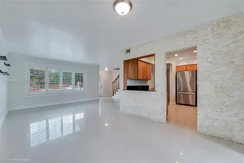 9975 SW 85th Street Miami FL 33173