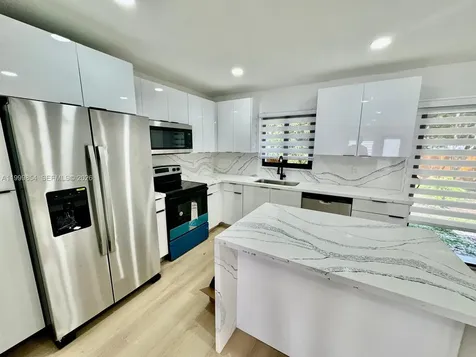 4131 NW 11th Place Miami FL 33127