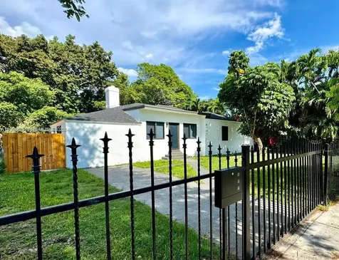 4131 NW 11th Place Miami FL 33127