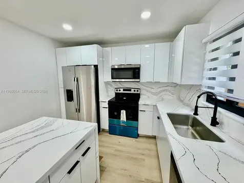 4131 NW 11th Place Miami FL 33127