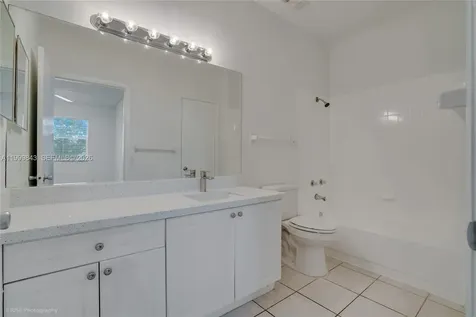 1851 NW 96th Terrace Pembroke Pines FL 33024
