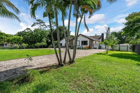6252 NW 65th Terrace Parkland FL 33067
