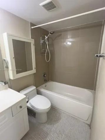 5231 Geneva Way Doral FL 33166