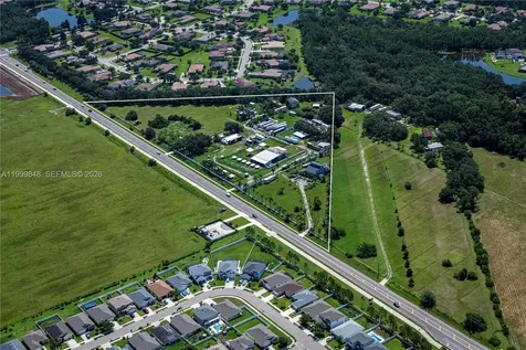 211 Rye Road NE Bradenton FL 34212