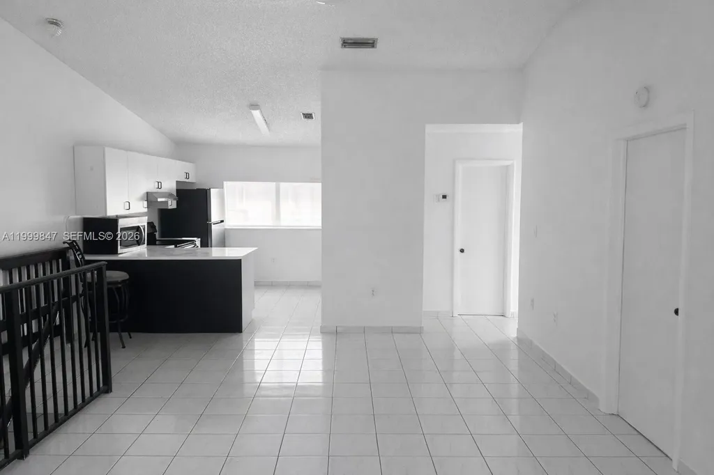7891 W 29th Way Hialeah FL 33018
