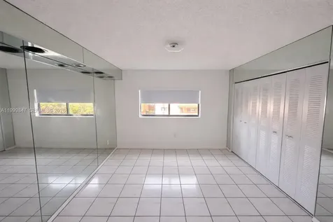 7891 W 29th Way Hialeah FL 33018