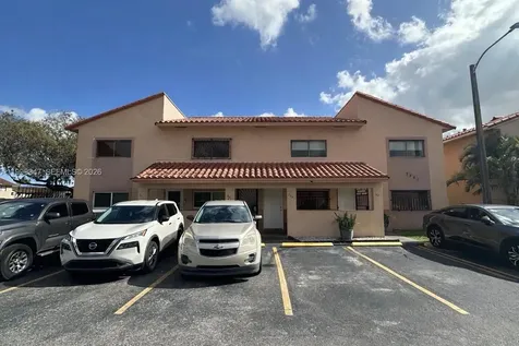 7891 W 29th Way Hialeah FL 33018