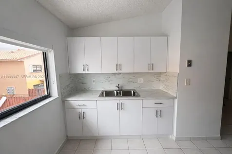 7891 W 29th Way Hialeah FL 33018
