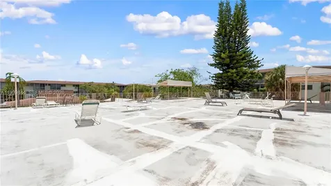 16900 NE 14th Avenue Miami FL 33162