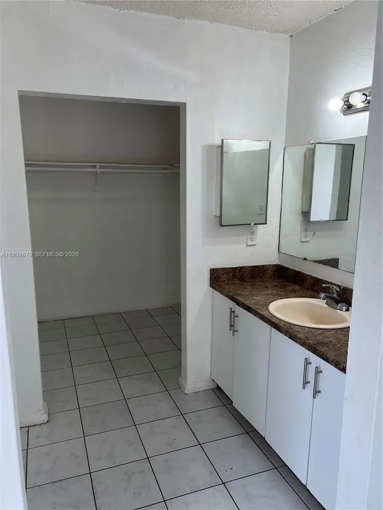 6328 Pierce Street Hollywood FL 33024