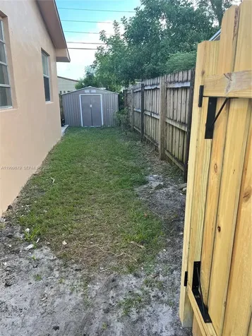 6328 Pierce Street Hollywood FL 33024