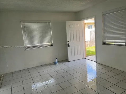 6328 Pierce Street Hollywood FL 33024