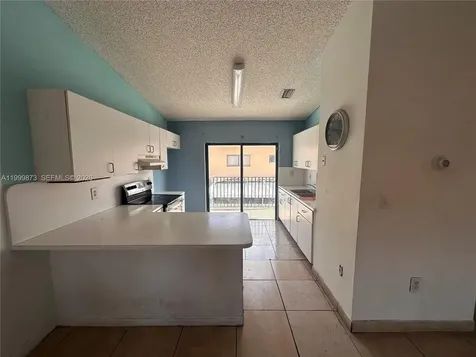 7952 W 29th Way Hialeah FL 33018