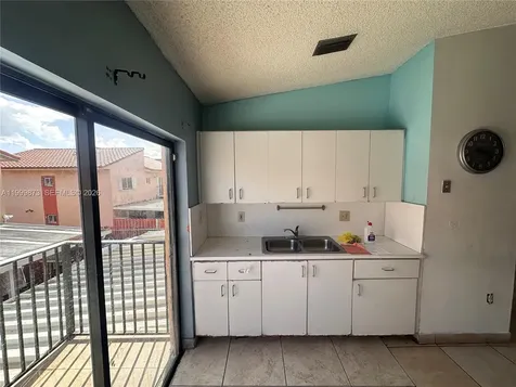 7952 W 29th Way Hialeah FL 33018