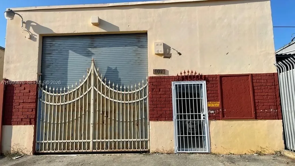 1071 E 16th Street Hialeah FL 33010