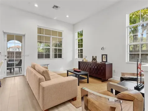 11339 NW 71st Street Doral FL 33178