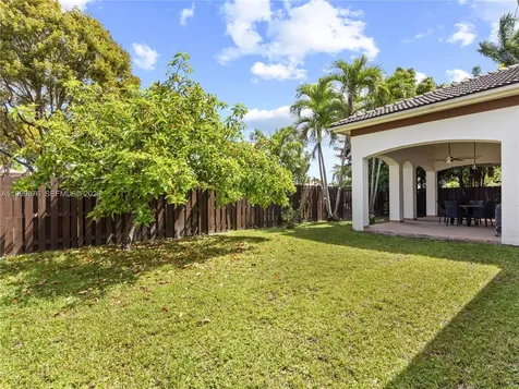 11339 NW 71st Street Doral FL 33178