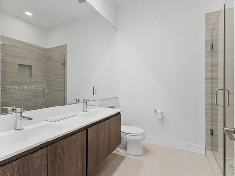11339 NW 71st Street Doral FL 33178