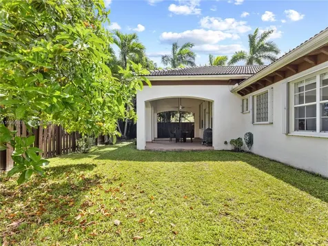 11339 NW 71st Street Doral FL 33178
