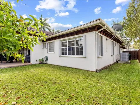 11339 NW 71st Street Doral FL 33178