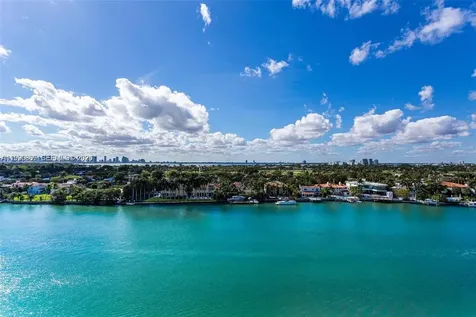 5600 Collins Avenue Miami Beach FL 33140