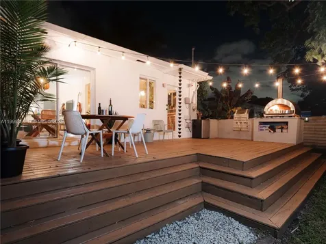 455 NE 111th Street Miami FL 33161